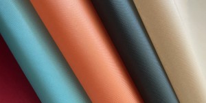 What specifications of Oxford cloth should be used for blackout curtains?