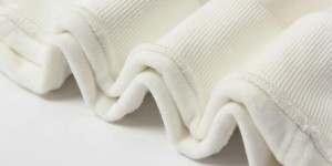 What fabrics are generally used for sweatshirts (common knowledge about sweatshirt fabrics)