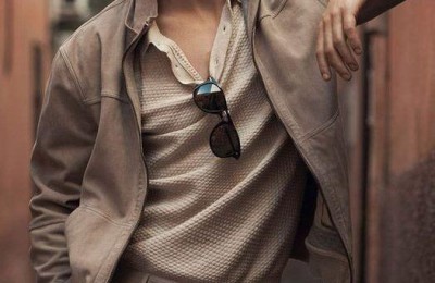 Men’s coffee-colored outfits will never go out of style (the gentle and casual texture will make you look full)