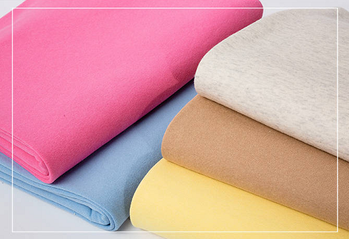 What are the differences between polyester and polycotton